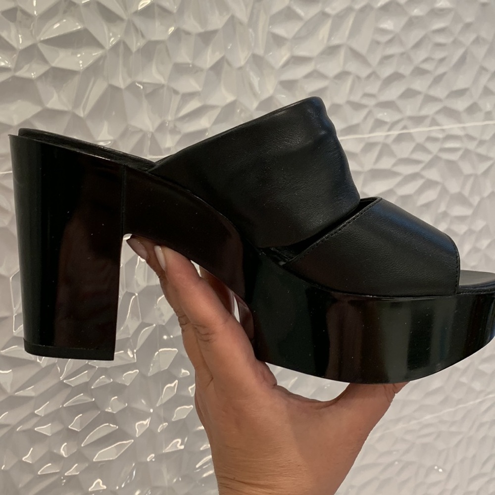 Designer Robert Clergerie Paris platform sandal 7 Chivo